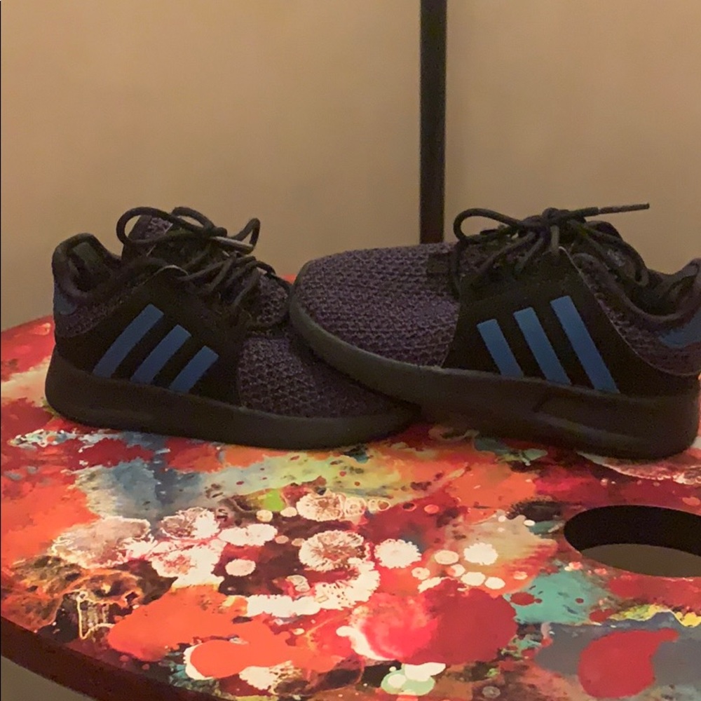 Great condition Adidas size 9
